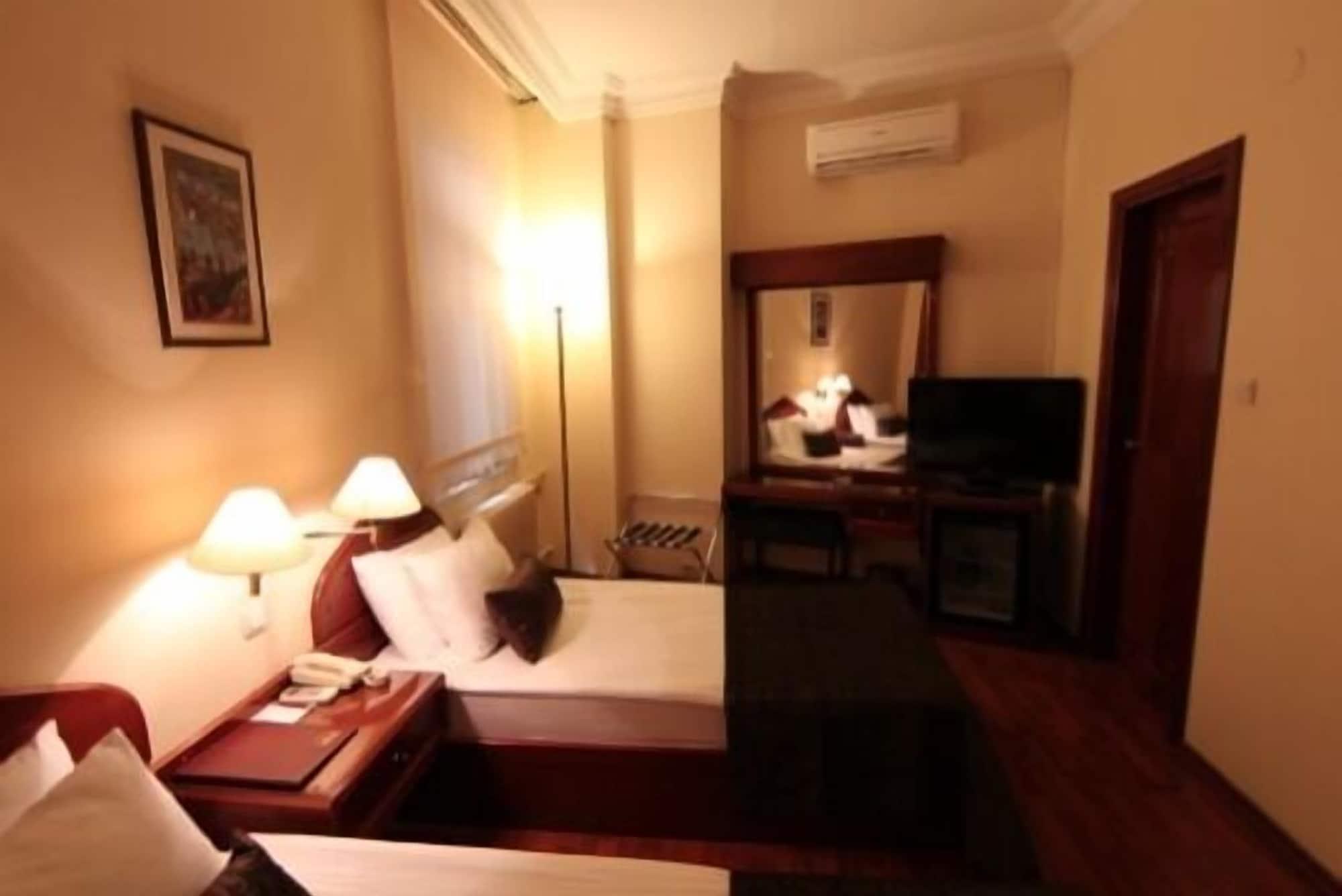 Vardar Palace Hotel - Special Category Стамбул Экстерьер фото