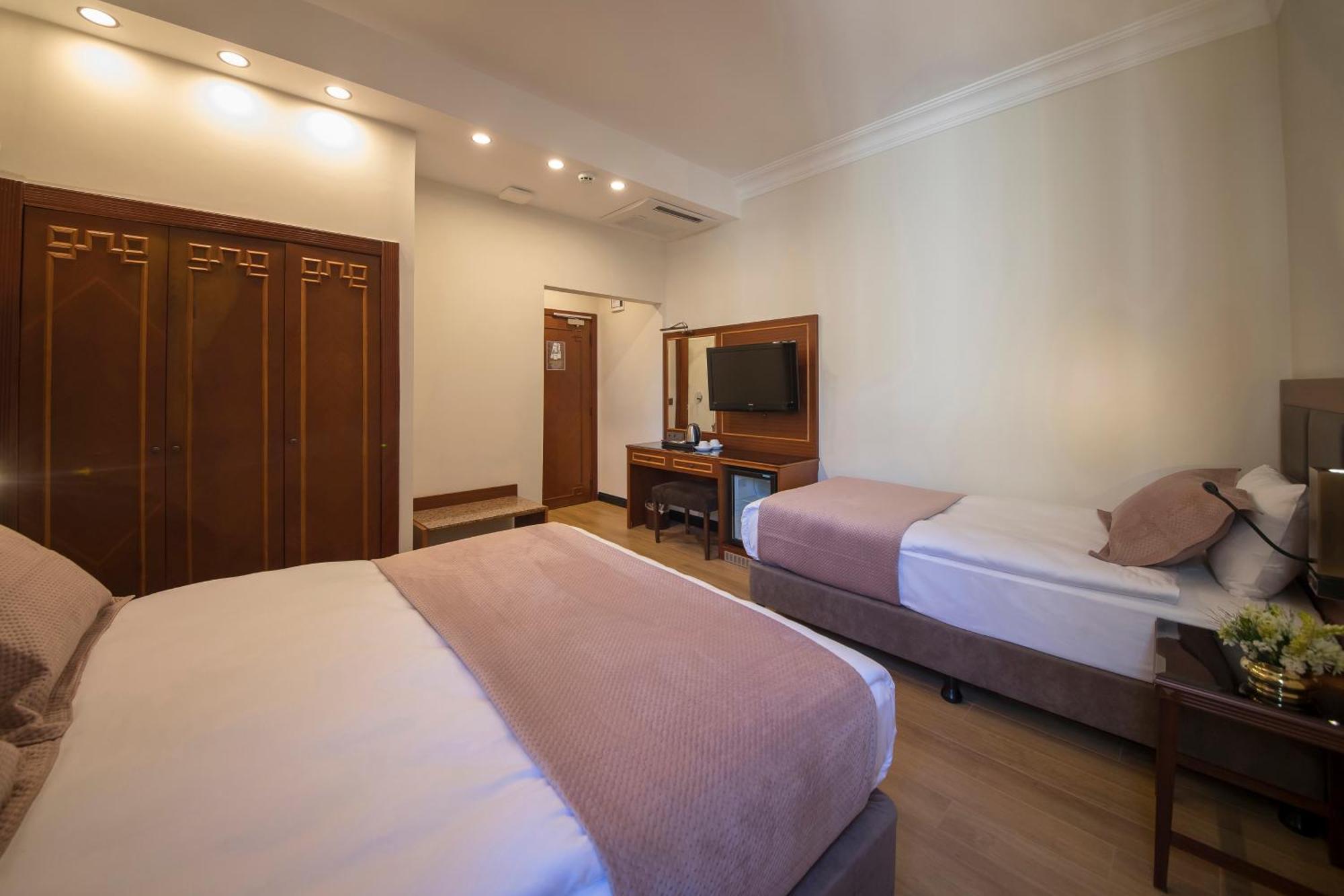 Vardar Palace Hotel - Special Category Стамбул Экстерьер фото